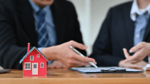 Housing market discussion of two individuals